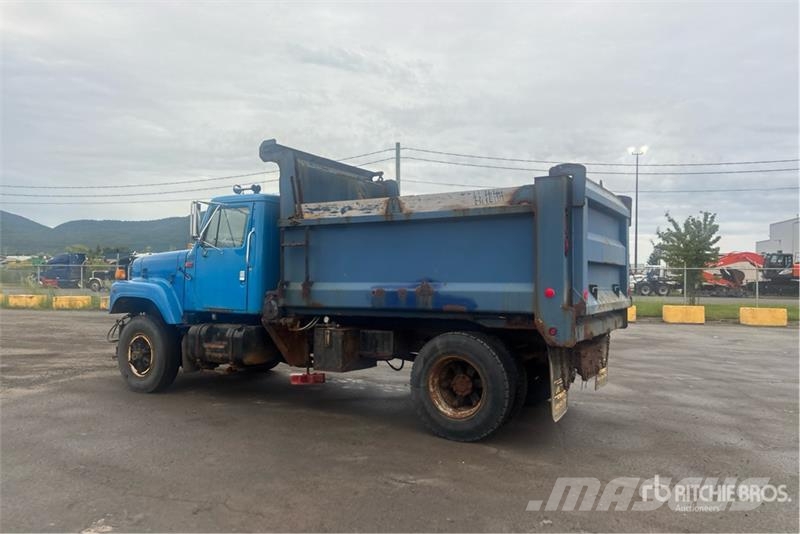 International 2554 市政车