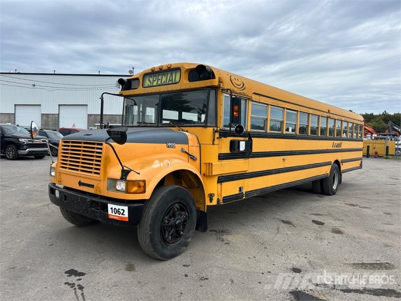 International 3800 Mini buszok