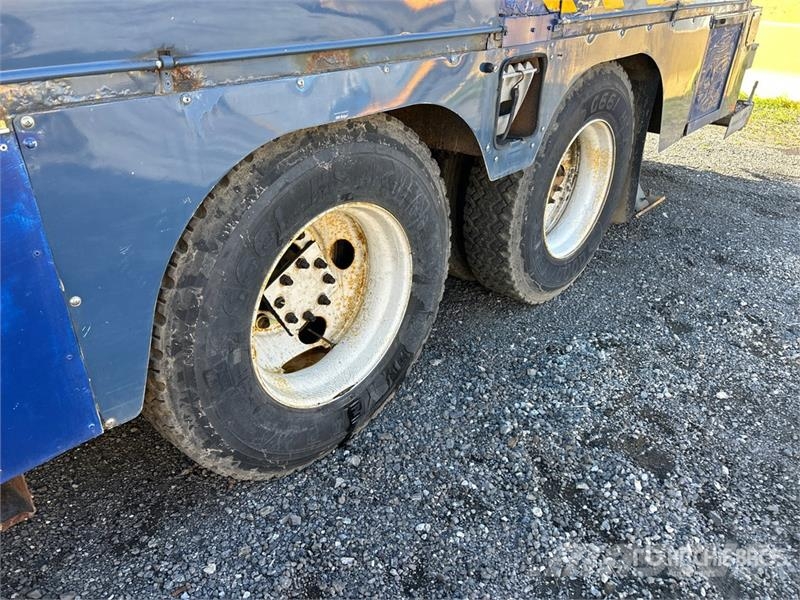 International 400-46-R 46 ft on International 7400 6x4 Extended Εναέριες πλατφόρμες τοποθετημένες σε φορτηγό