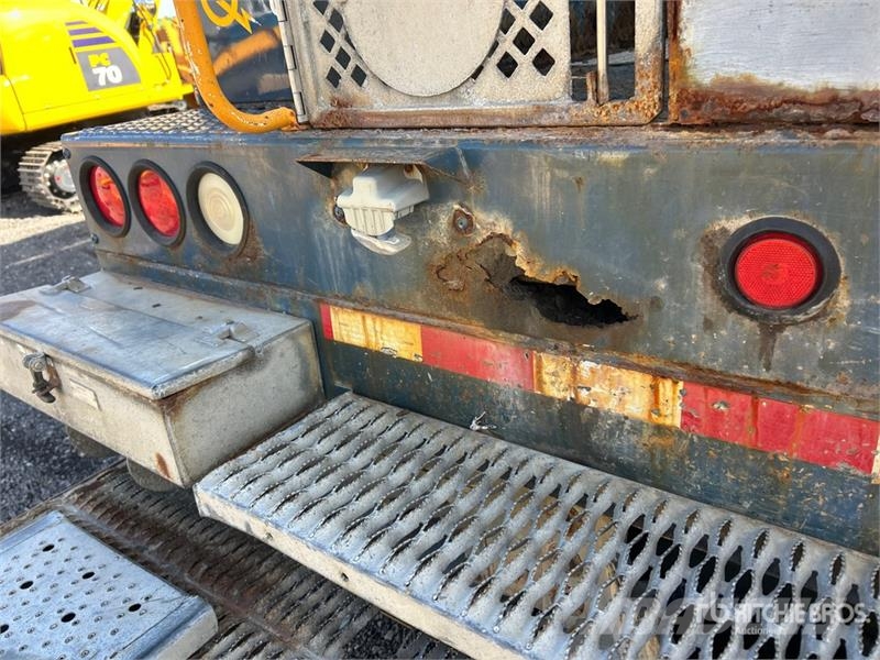 International 400-46-R 46 ft on International 7400 6x4 Extended Εναέριες πλατφόρμες τοποθετημένες σε φορτηγό