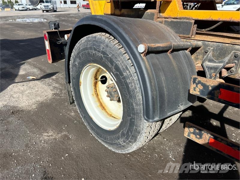 International 4200 4x2 Spreader Truck Közúti karbantartó haszongépek