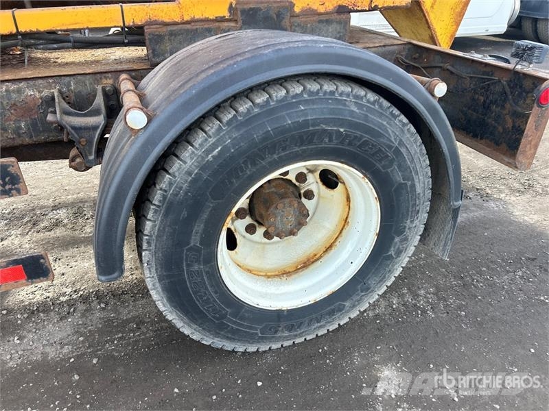 International 4200 4x2 Spreader Truck Közúti karbantartó haszongépek