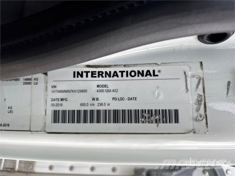 International 4300 Грузовики-Рефрижераторы