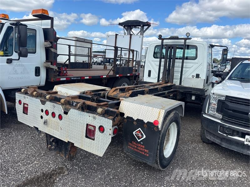 International 4300 Lastväxlare/Krokbilar