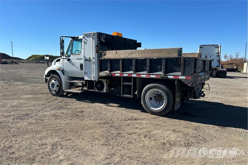 International 4300 Tipper trucks