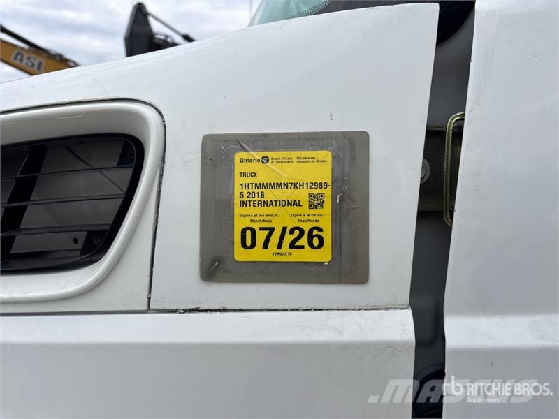 International 4300 Грузовики-Рефрижераторы