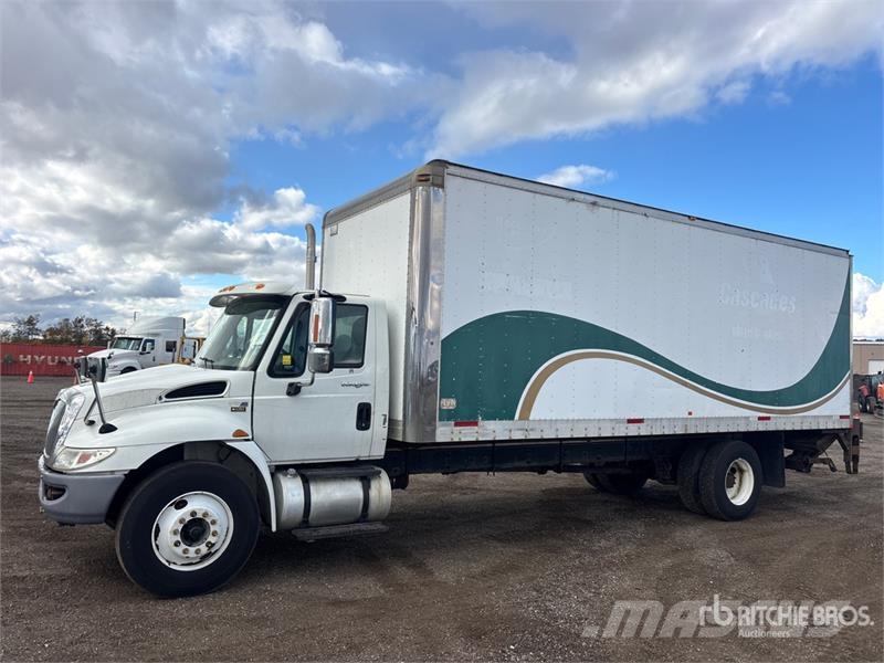 International 4300 Грузовики-Фургоны