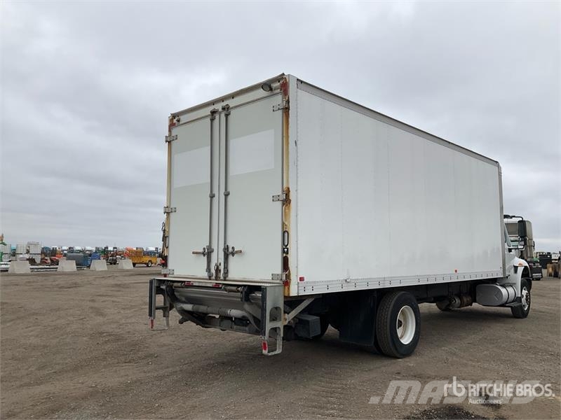International 4300 ボックスボディー、ウイング、箱車