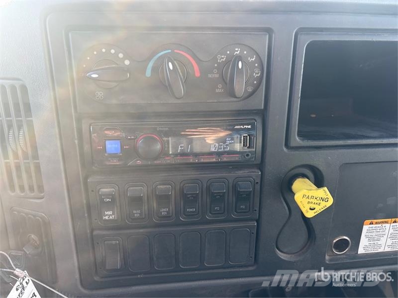 International 4300 Kiper tovornjaki
