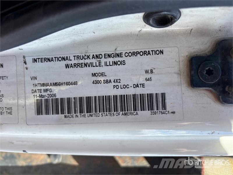 International 4300 Municipal / general purpose vehicles