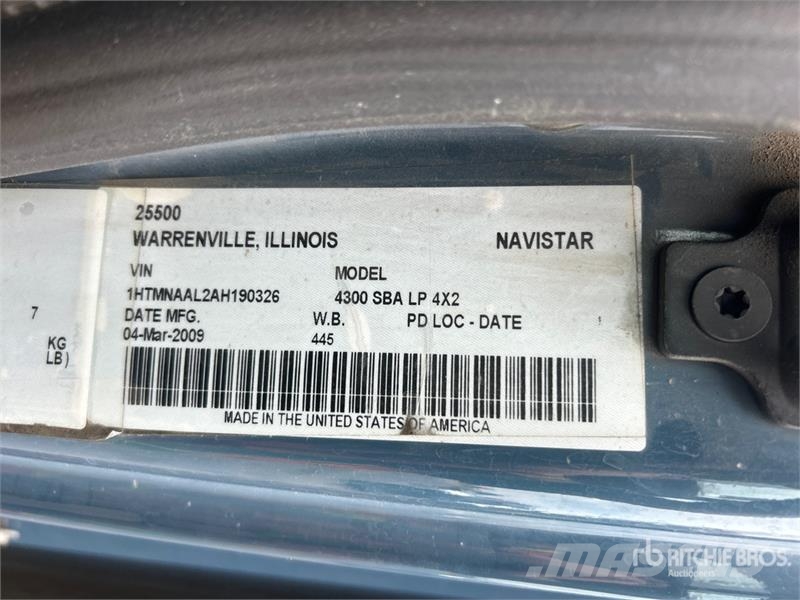 International 4300 Flakbilar/Pickuper