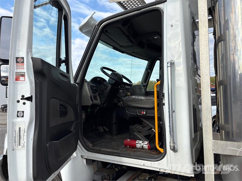 International 4300 Kravas automašīnas - refrižeratori