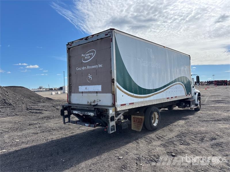 International 4300 Furgoonautod
