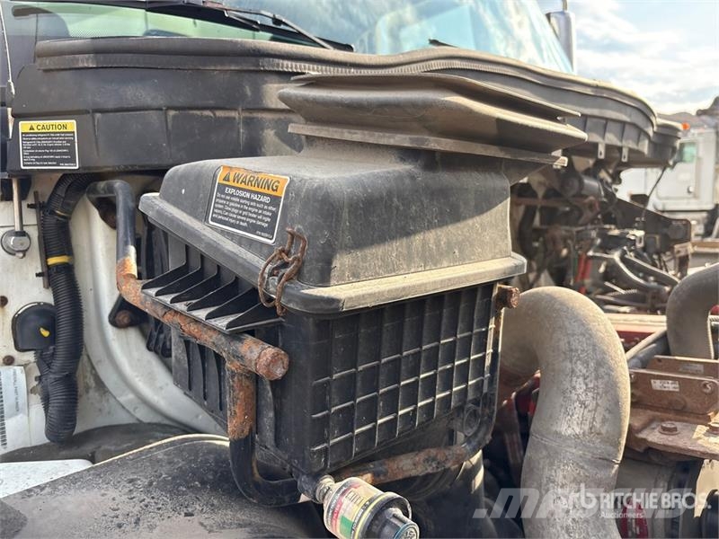 International 4300 Kravas automašīnas - refrižeratori