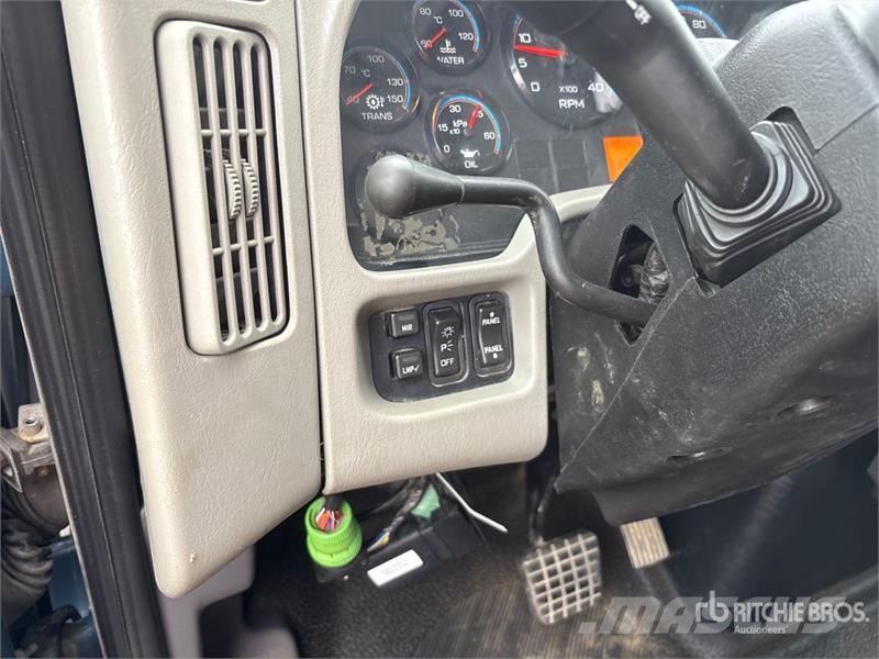 International 4300 Pickup/Pritschenwagen