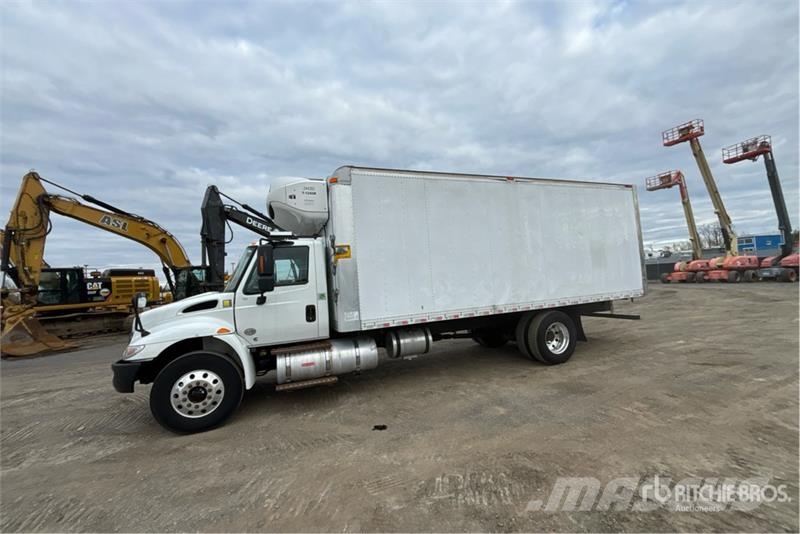International 4300 Грузовики-Рефрижераторы