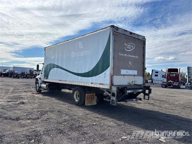 International 4300 Furgoonautod