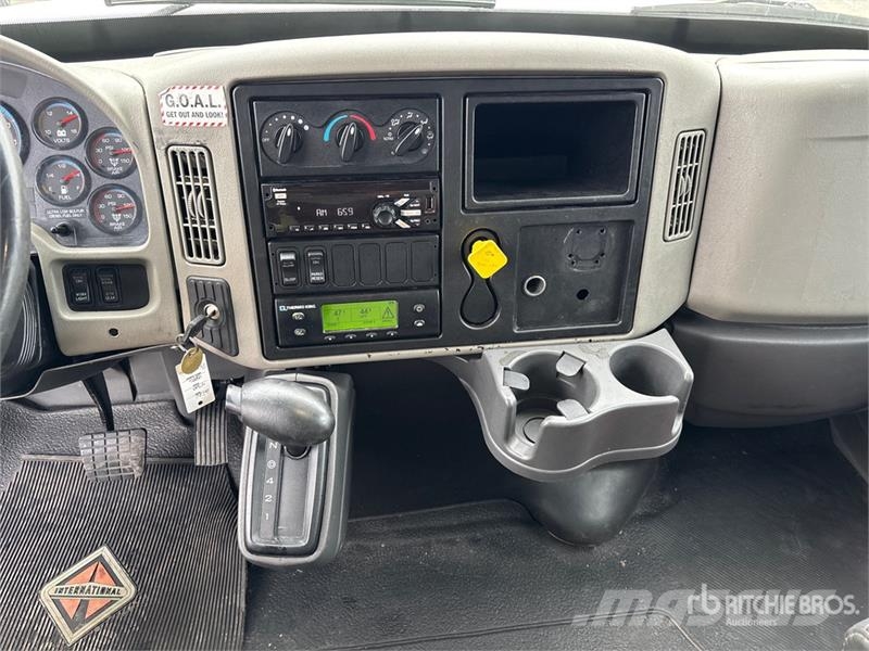 International 4300 Грузовики-Рефрижераторы