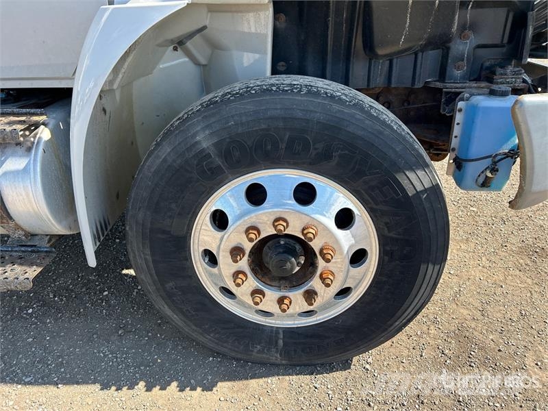 International 4300 Fast kasse