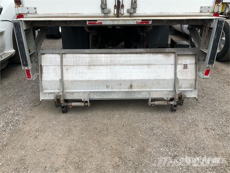 International 4300 ボックスボディー、ウイング、箱車