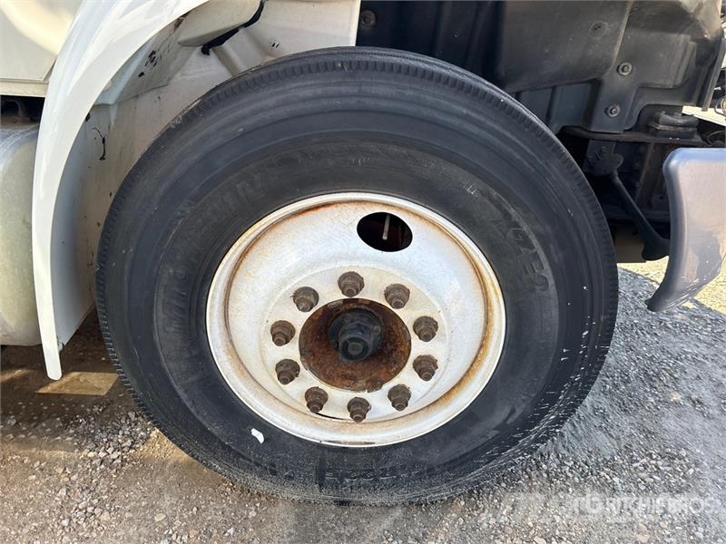 International 4300 Pick up/Dropside