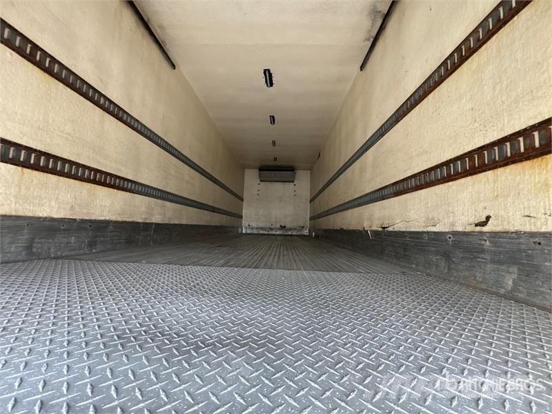 International 4300 Kravas automašīnas - refrižeratori