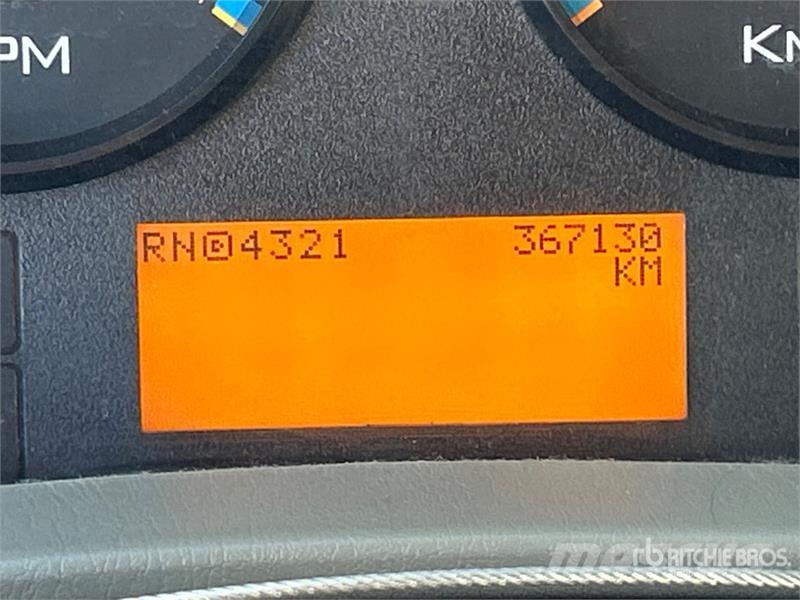 International 4300 Furgoonautod