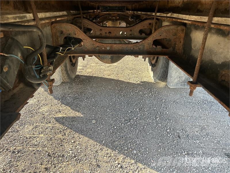 International 4300 Furgoonautod
