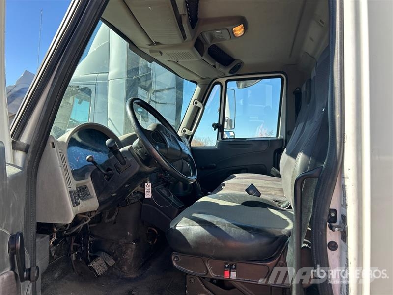 International 4300 Tipper trucks