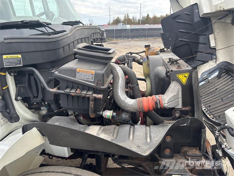 International 4300 Грузовики-Рефрижераторы
