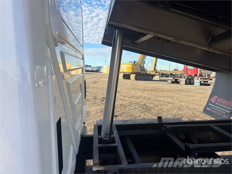 International 4300 Kiper tovornjaki
