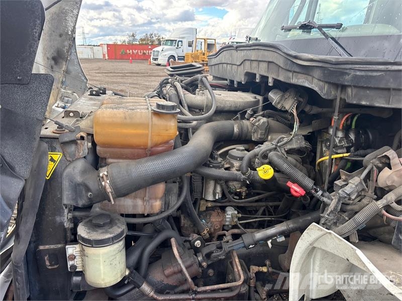 International 4300 Грузовики-Фургоны