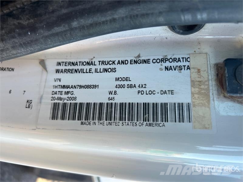 International 4300 Поливальні машини