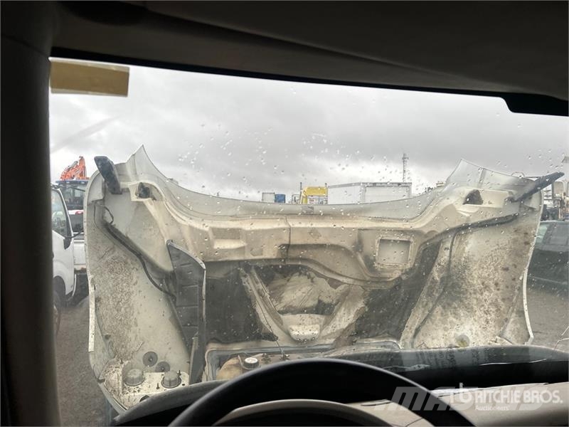 International 4300 Umpikorikuorma-autot