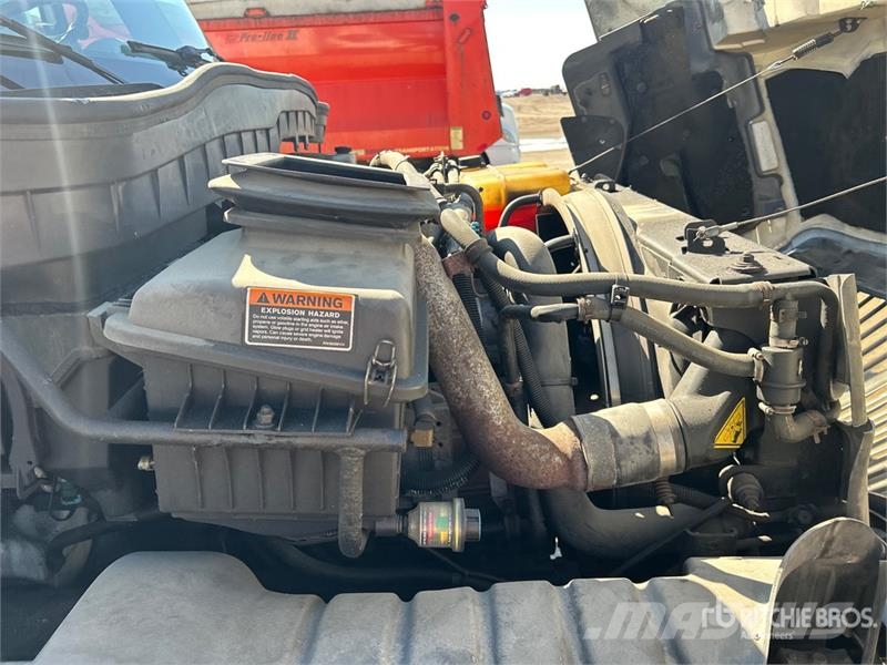 International 4300 Pick up/Dropside