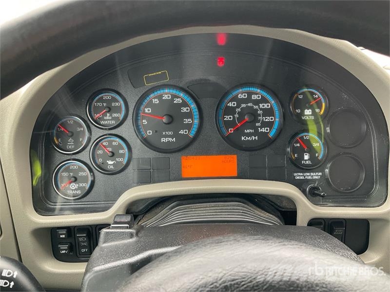 International 4300 ボックスボディー、ウイング、箱車