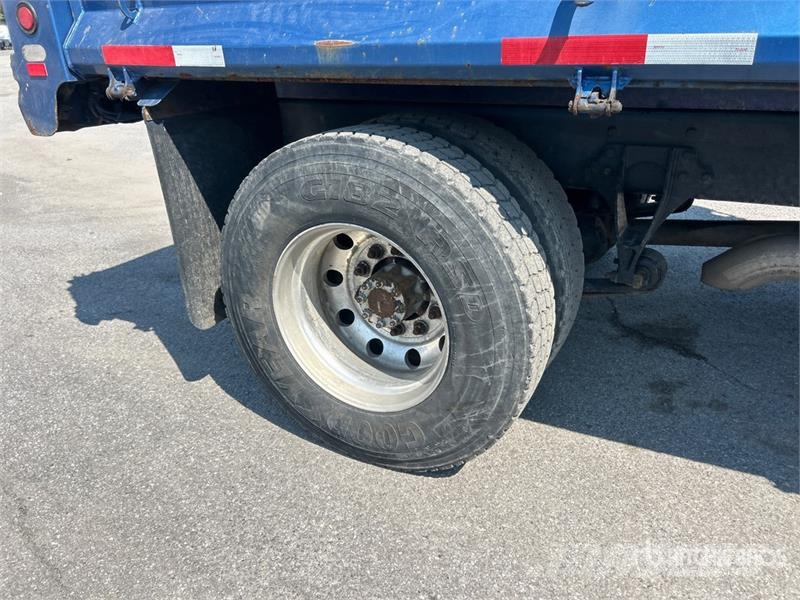 International 4300 Самосвал