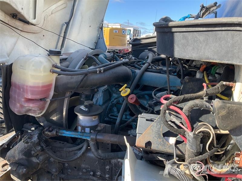 International 4300 厢式货车