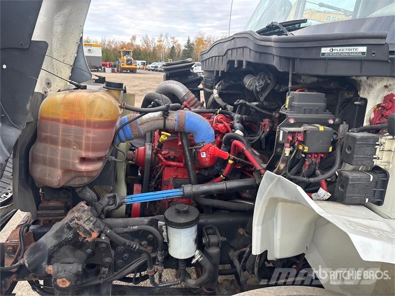 International 4300 Грузовики-Рефрижераторы