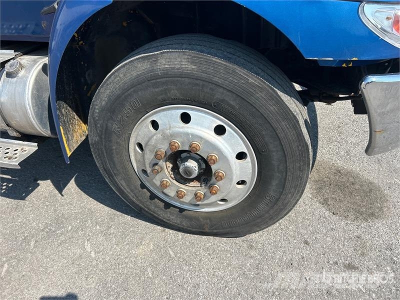 International 4300 Самосвал