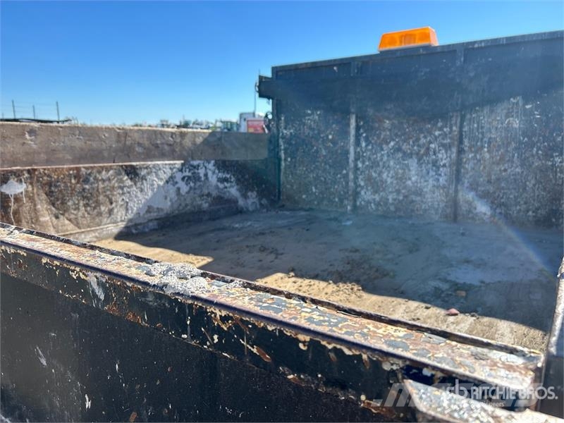 International 4300 Tipper trucks