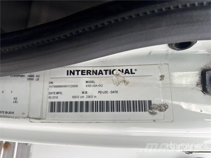 International 4300 Грузовики-Рефрижераторы