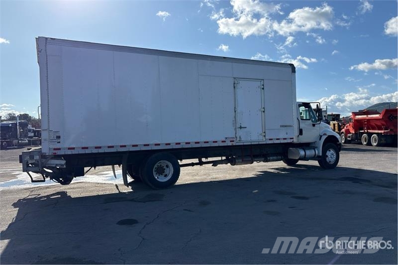 International 4300 ボックスボディー、ウイング、箱車