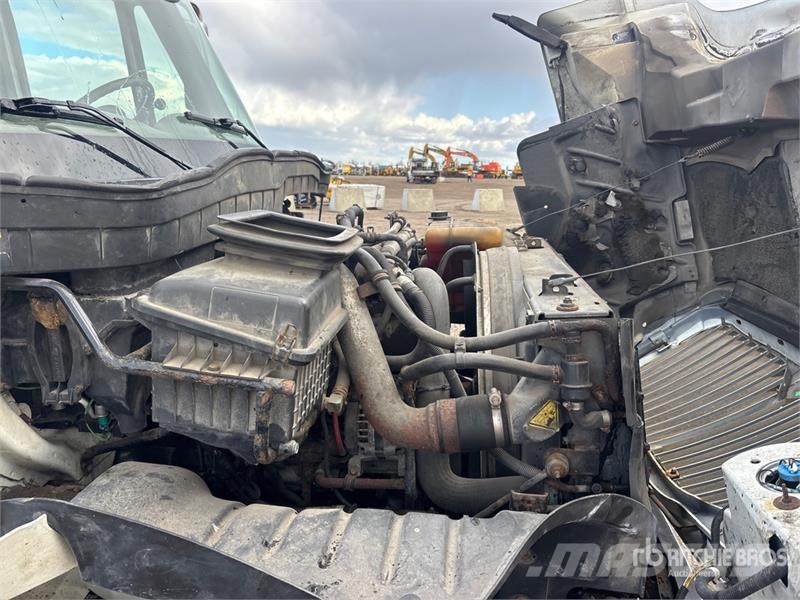 International 4300 Грузовики-Фургоны
