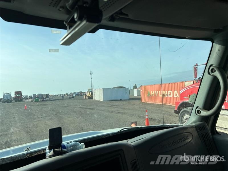 International 4300 Autocamioane
