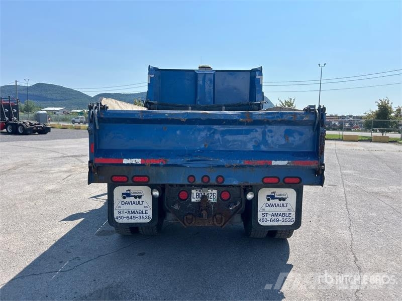 International 4300 Самосвал
