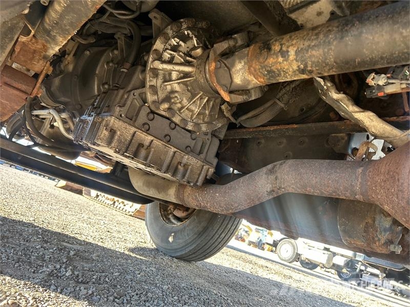 International 4300 Furgoonautod