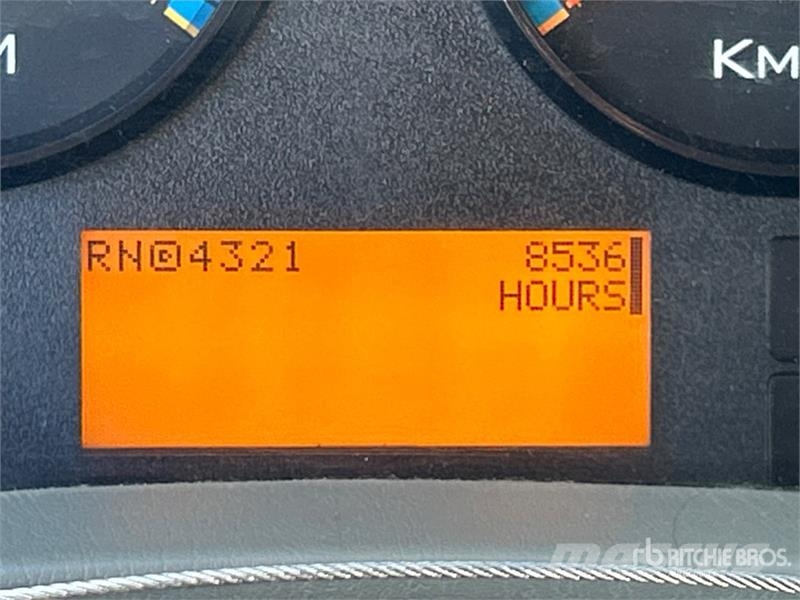 International 4300 Furgoonautod