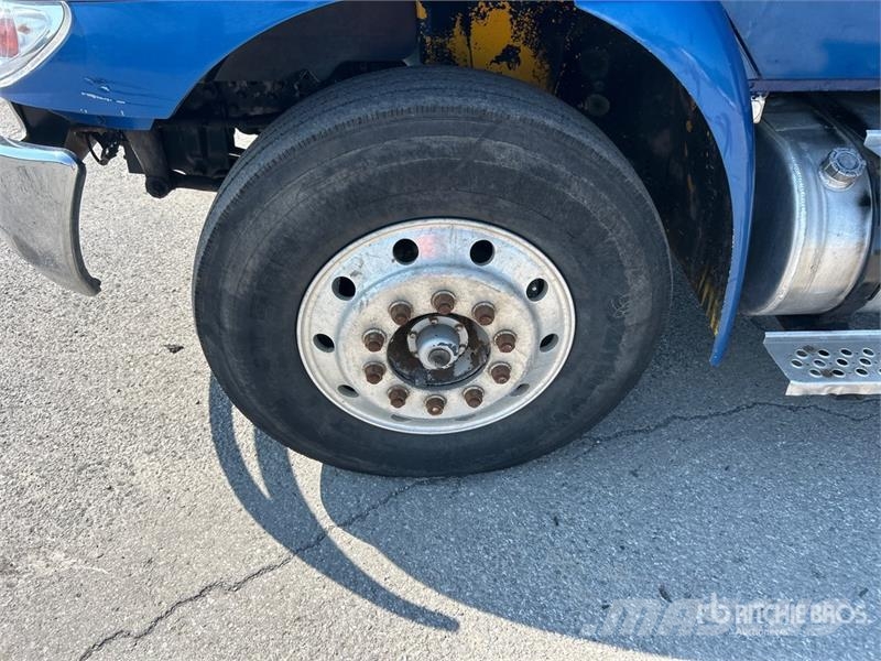 International 4300 Самосвал