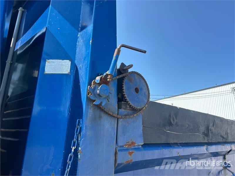 International 4300 Самосвал